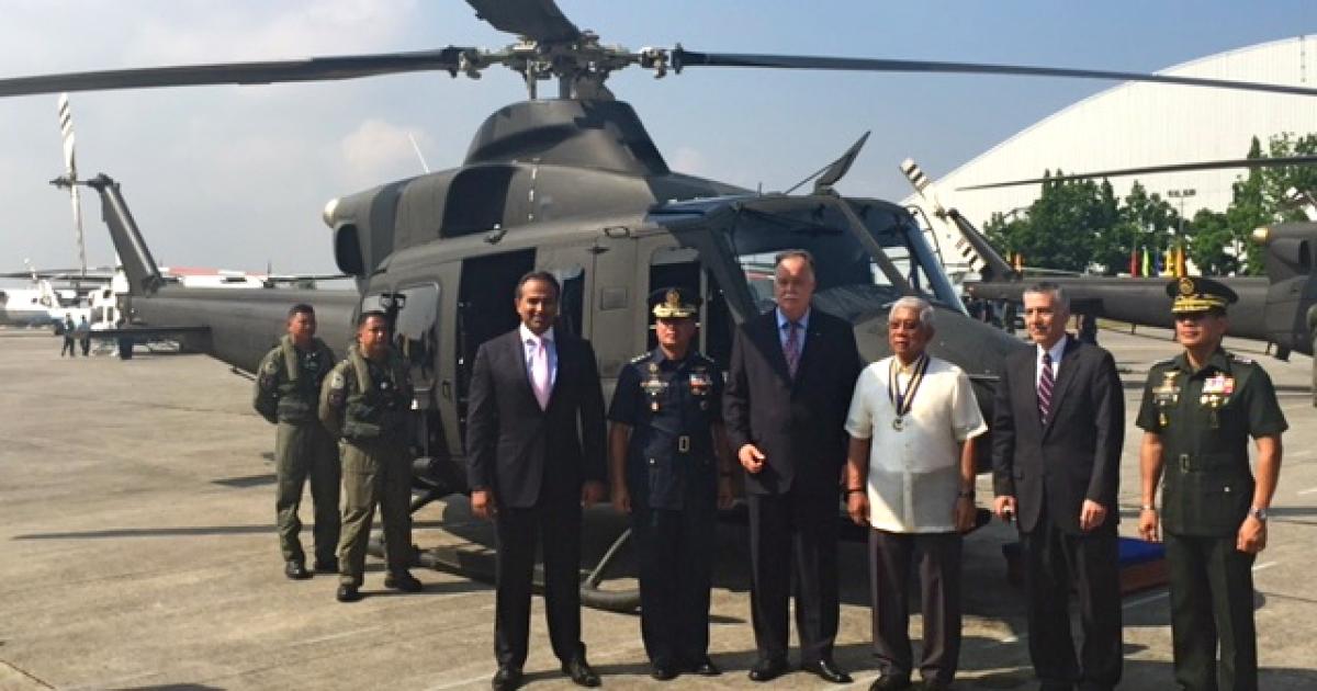 Phillipines defense officials and the ambassadors of Canada and the US participated in the delivery ceremony. (Photo: Bell Helicopter)