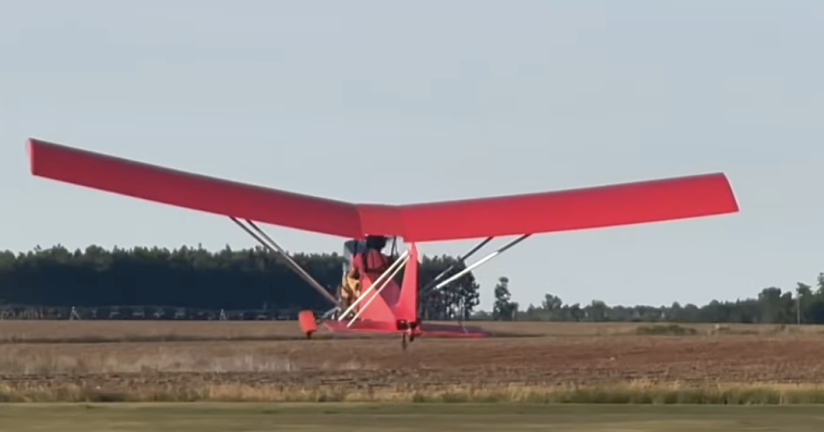 YouTuber Peter Sripol's electric-powered ultralight airplane. (Photo: screenshot from Peter Sripol YouTube channel)